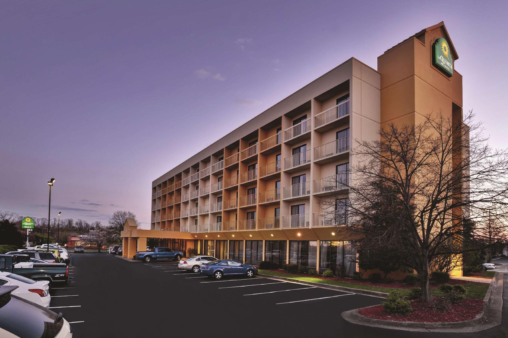 La Quinta Inn & Suites By Wyndham Kingsport Tricities Airport Exterior foto
